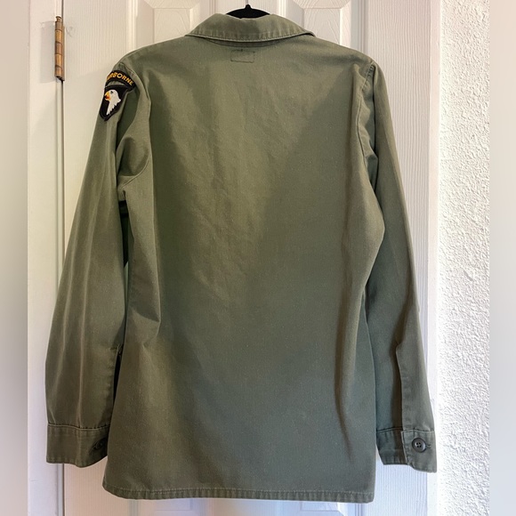 Army Fatigue Blouse Shirt | Olive Green | Mens 14 1/2 X 33 | Airborne Patch - Picture 2 of 8